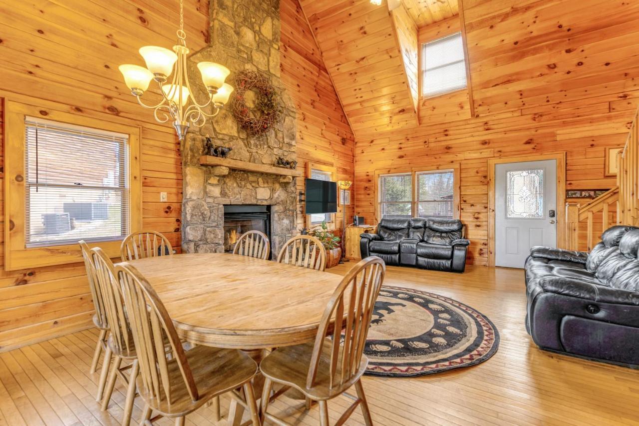 Papaw'S Bear Den Villa Пиджен Фордж Екстериор снимка