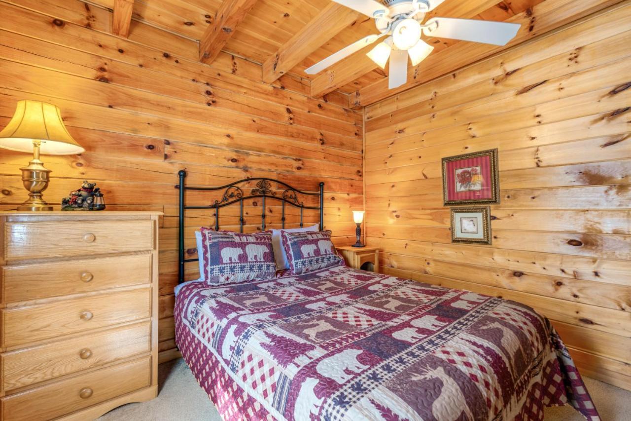 Papaw'S Bear Den Villa Пиджен Фордж Екстериор снимка