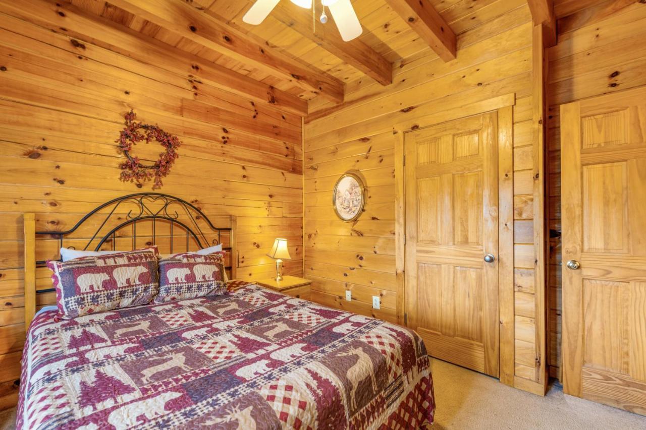Papaw'S Bear Den Villa Пиджен Фордж Екстериор снимка