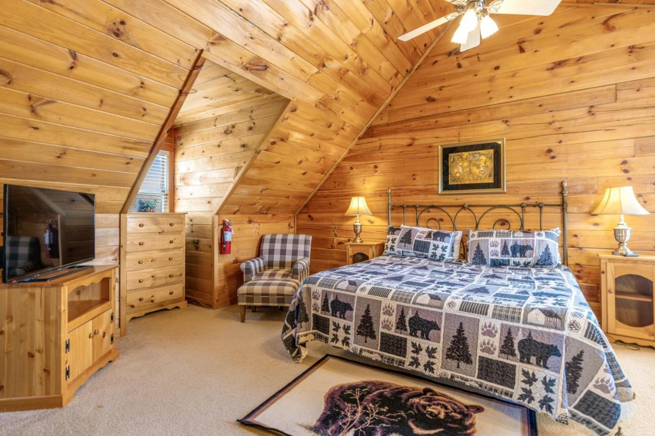 Papaw'S Bear Den Villa Пиджен Фордж Екстериор снимка